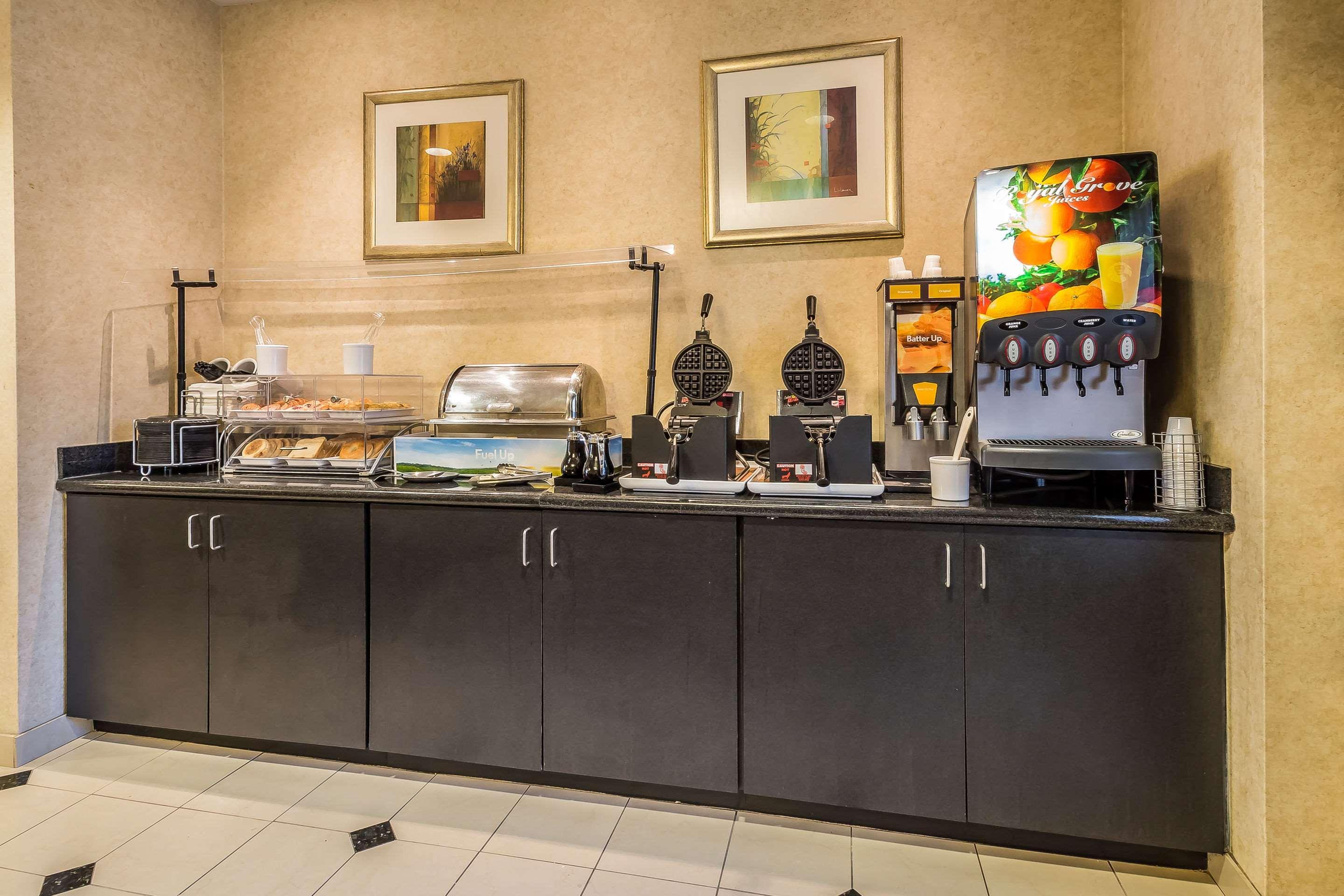 Comfort Suites West Jacksonville Exteriör bild