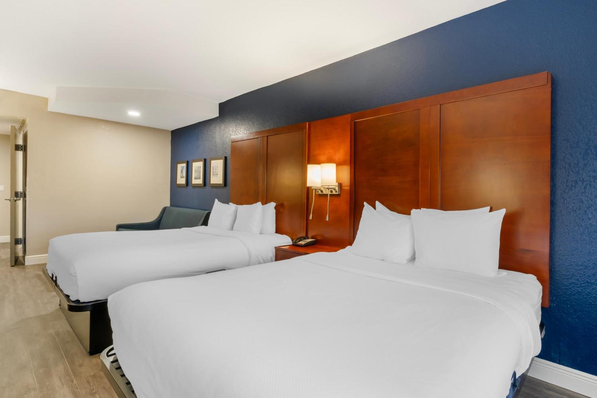 Comfort Suites West Jacksonville Exteriör bild