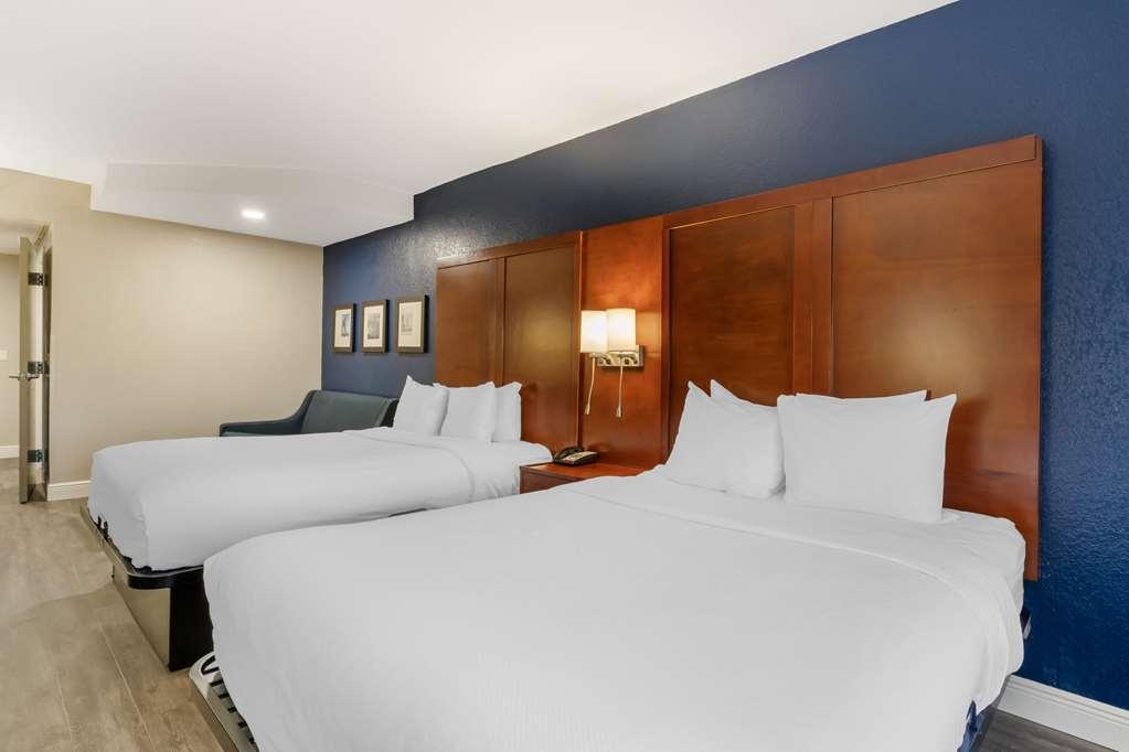 Comfort Suites West Jacksonville Rum bild